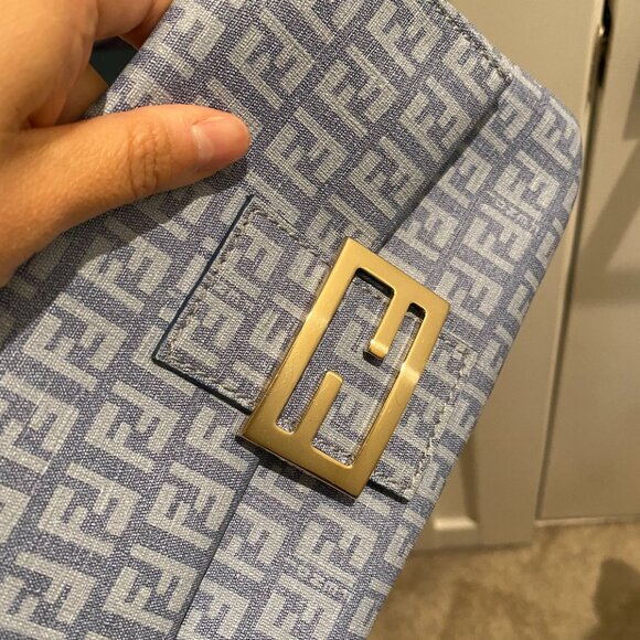 Fendi bag with a medal chain strap - Picture 7 of 7